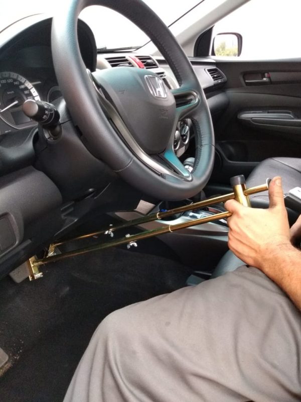 [NOVA] Adaptação portátil para Deficiente dirigir carro automático em viagens