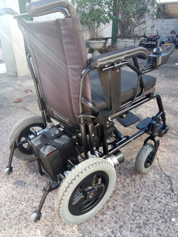 Cadeira de rodas elétrica Freedom CM13 Larg 44cm - Imagem 7