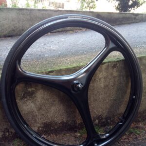 Rodas X-CORE 3 Preto (Black Piano) 25" eixo 12mm Fibra de carbono