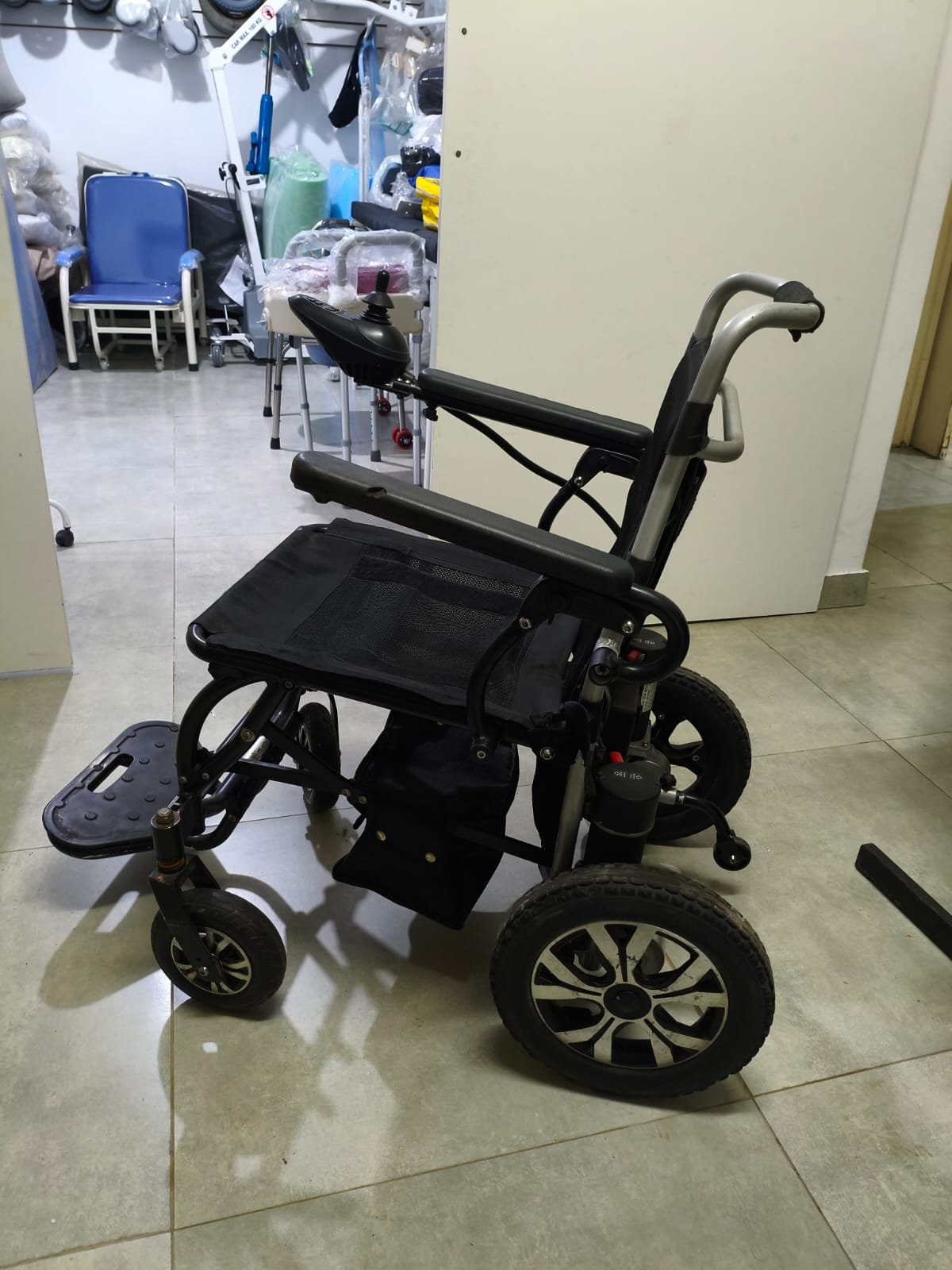 Cadeira de rodas Motorizada Chair by Power Lite - Imagem 2