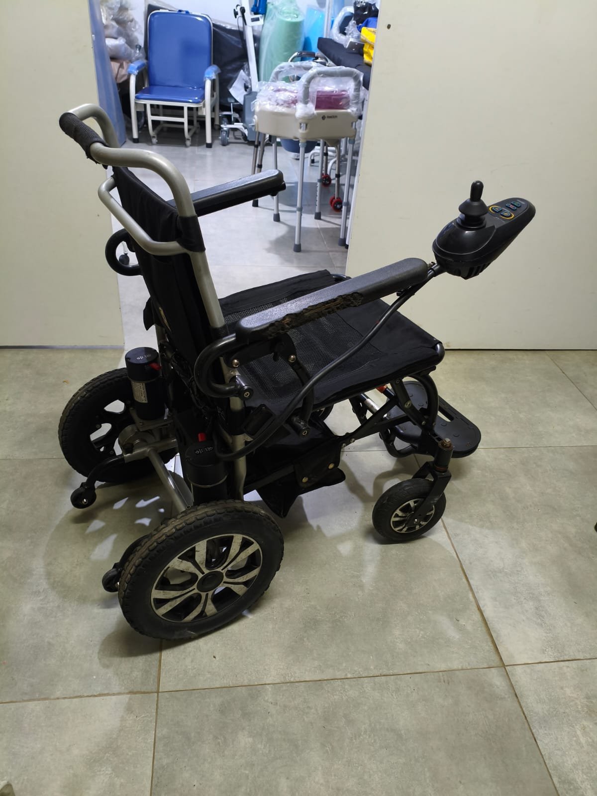 Cadeira de rodas Motorizada Chair by Power Lite - Imagem 4